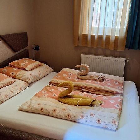 Betty-Major Apartman Hajdúszoboszló Eksteriør billede